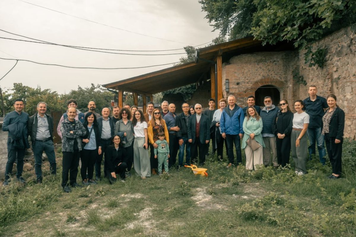 Bible Engagement, Albania